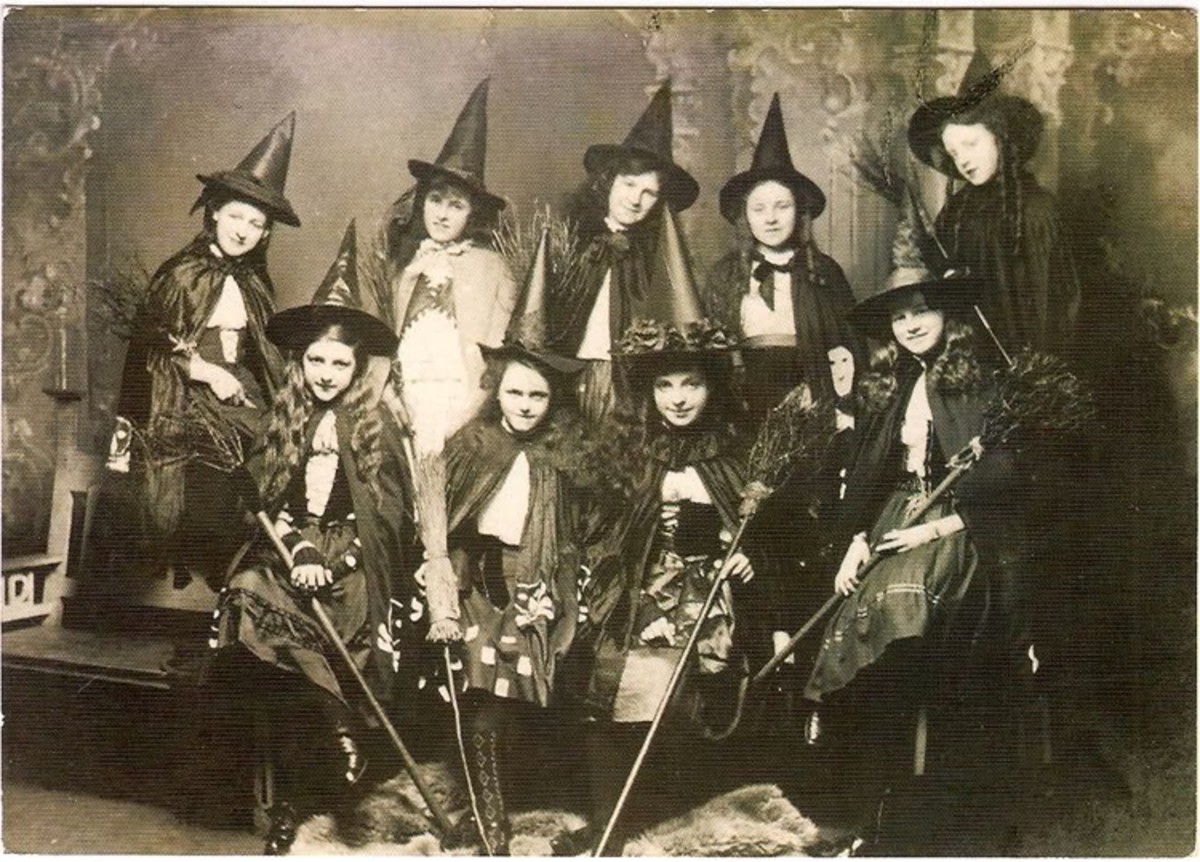 Hosting an Authentic Victorian Halloween Party HubPages