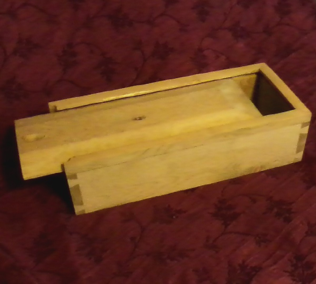 How To Build a Vintage Wooden Candle Box