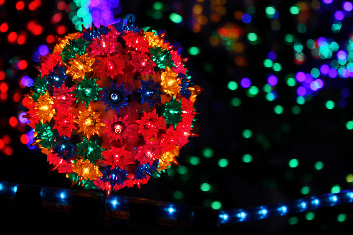 A Driving Tour of Christmas Holiday Lights in South Metro Denver