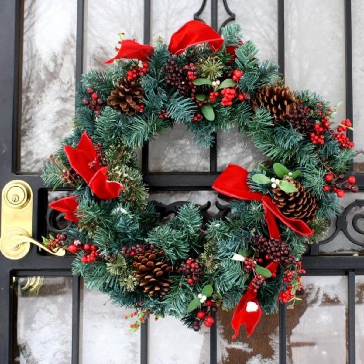 The Magic of Mistletoe Customs, Lore, & Superstitions of this Festive