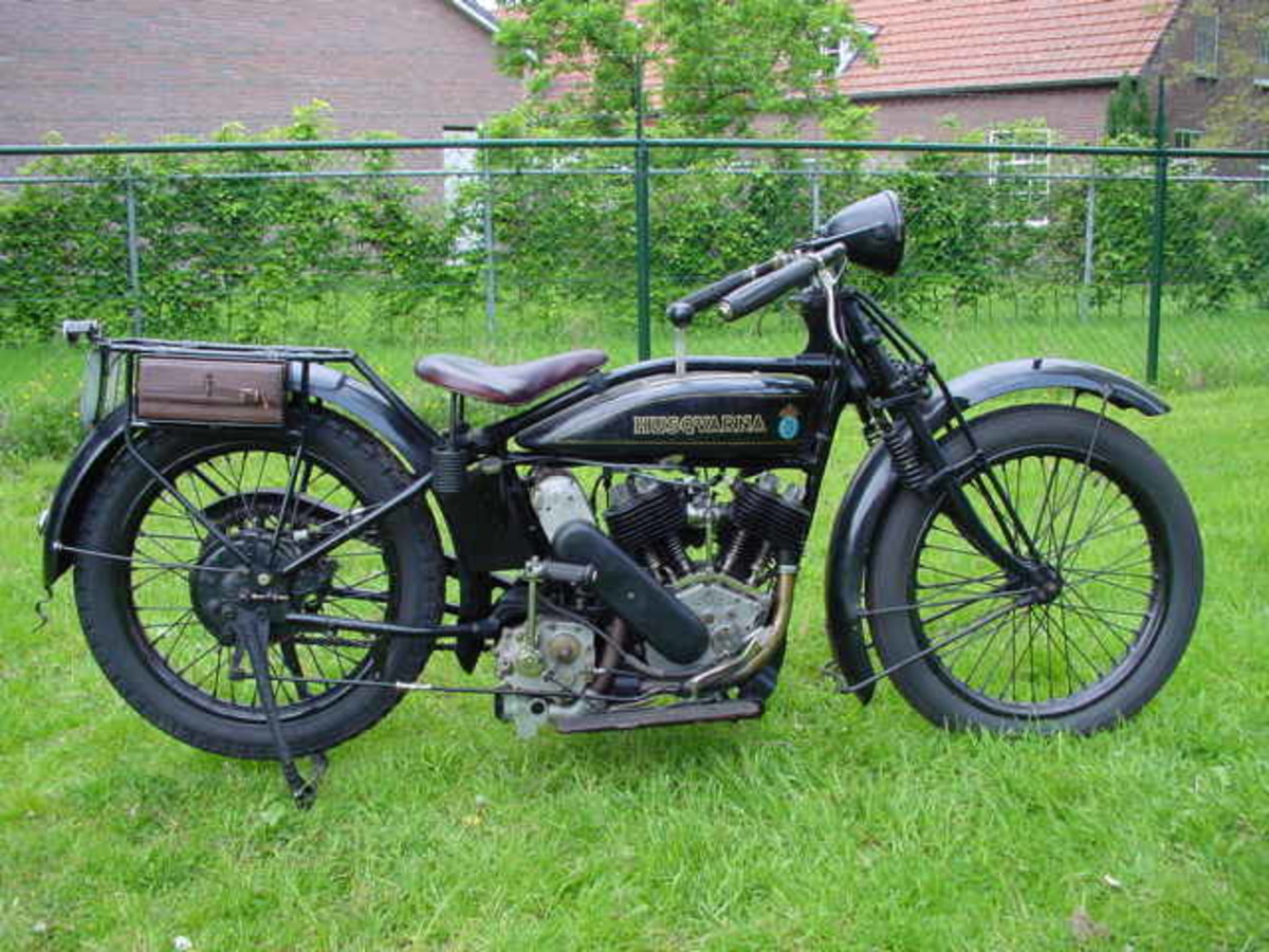 Make a Living as an Antiques and Collectibles Picker ToughNickel