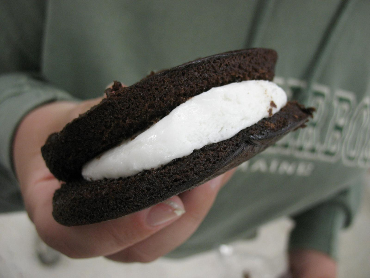 How to Choose the Best Whoopie Pie Baking Pans (Plus Bonus Recipes