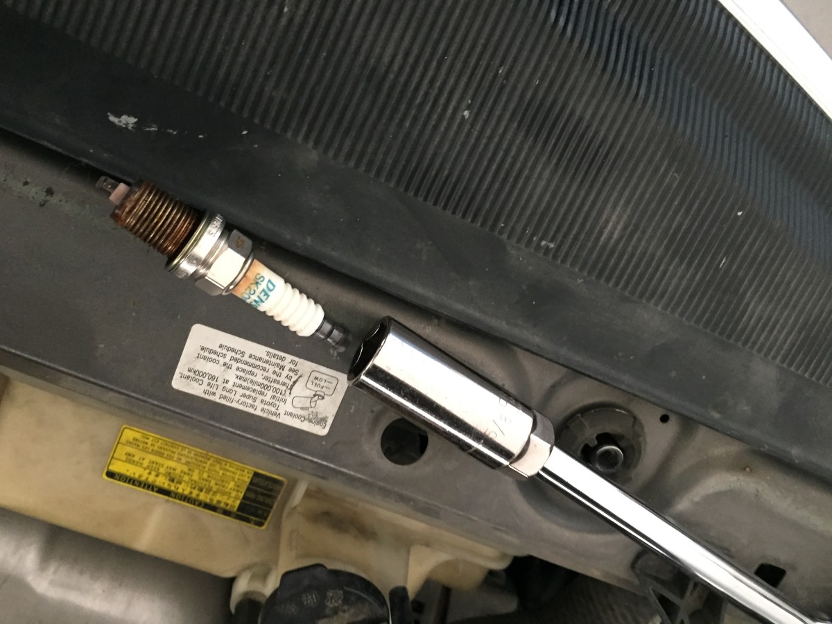 How to Change the Spark Plugs in Your 2004-2008 Toyota Sienna | AxleAddict