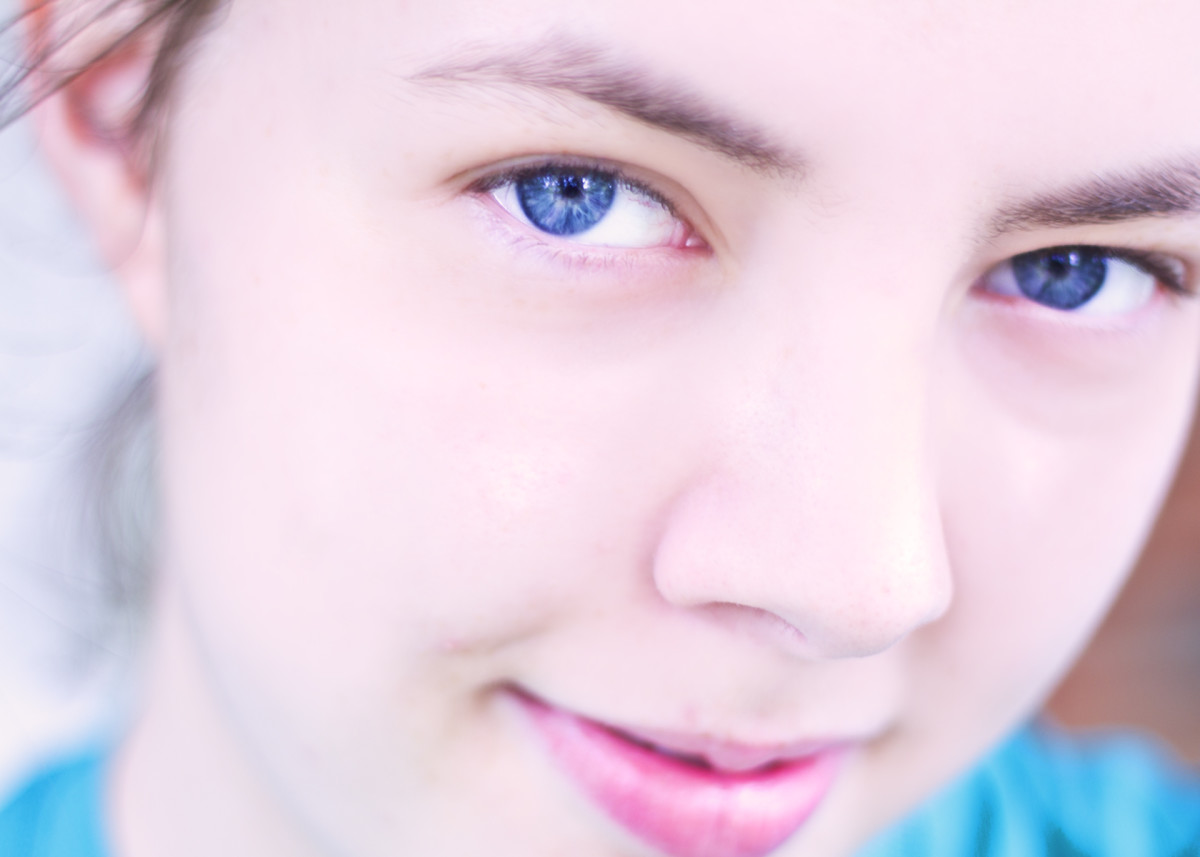 Violets Are Blue Eye Luminate Gel Cream at Dick Medina blog