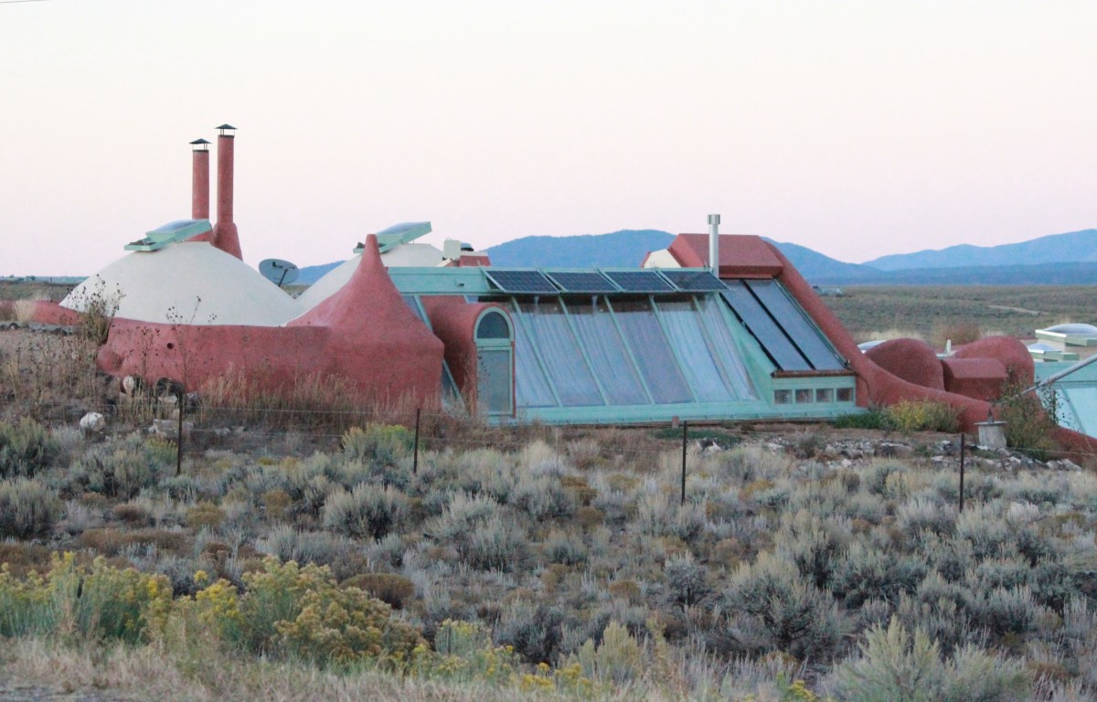 The Earthships of Taos, New Mexico SpaceAge Design in Environmentally