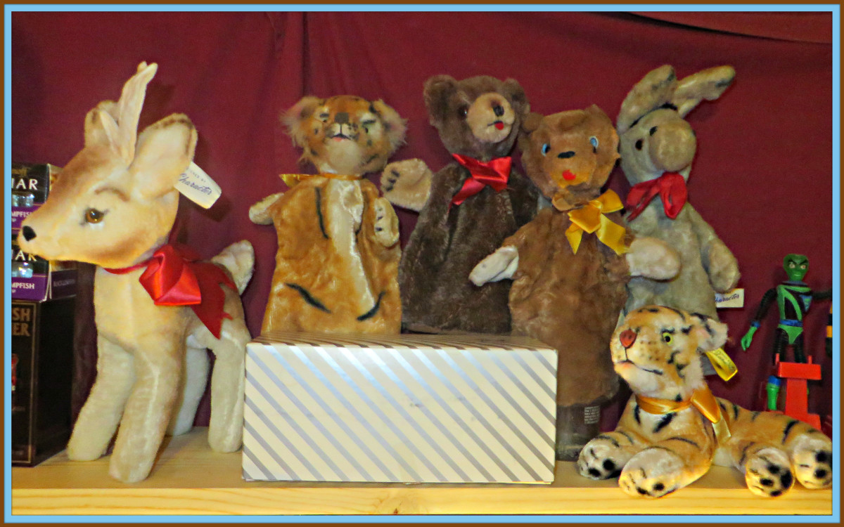 Character Novelty Company, Stuffed Animals, Plush Toys, and Puppets