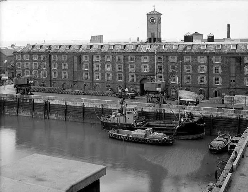 The Mysterious 'Alien' Ascension at Sheerness Dockyard Kent 1929 hubpages