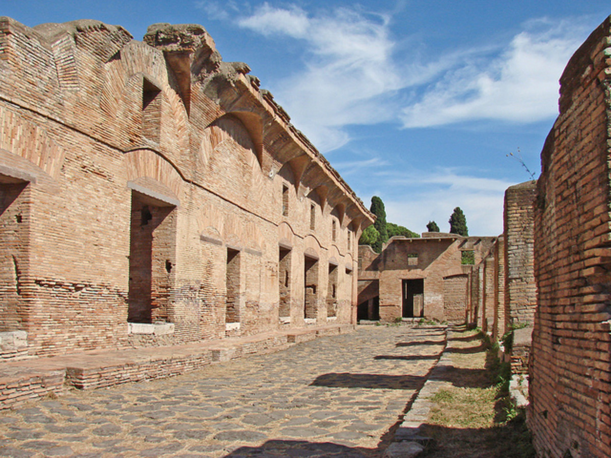 Insula, Domus, Villa. Three Types of Housing in Ancient Rome HubPages