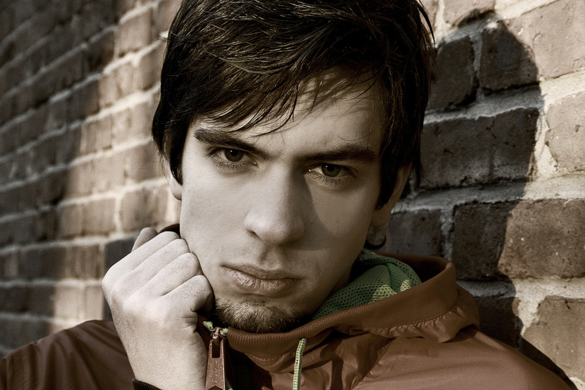 How to Date a Really Hot Guy Secrets of Dating Super Awesome Dudes