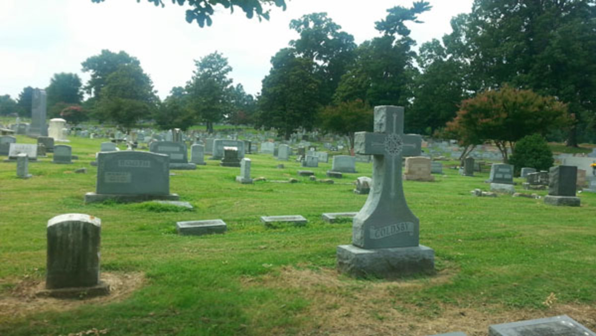 10 of the Oldest Cemeteries in Tennessee Every Taphophile Will Love