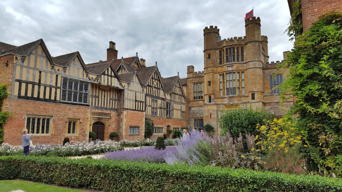 The Fall of the Throckmorton Arms Owlcation