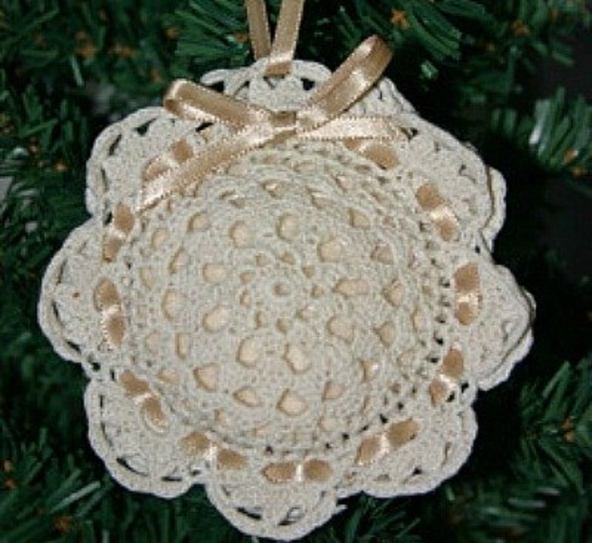 42 Beautiful Doily Craft Ideas