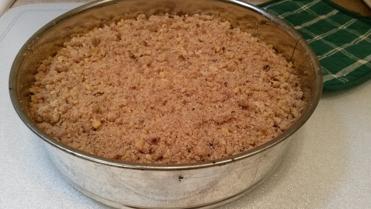 Streusel Coffee Cake Made With Buttermilk Recipe Delishably