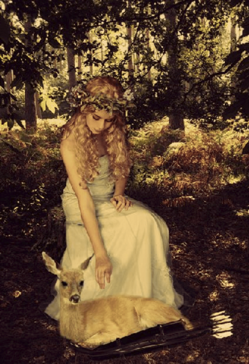 Artemis Archetype and Goddess of the Hunt and Moon