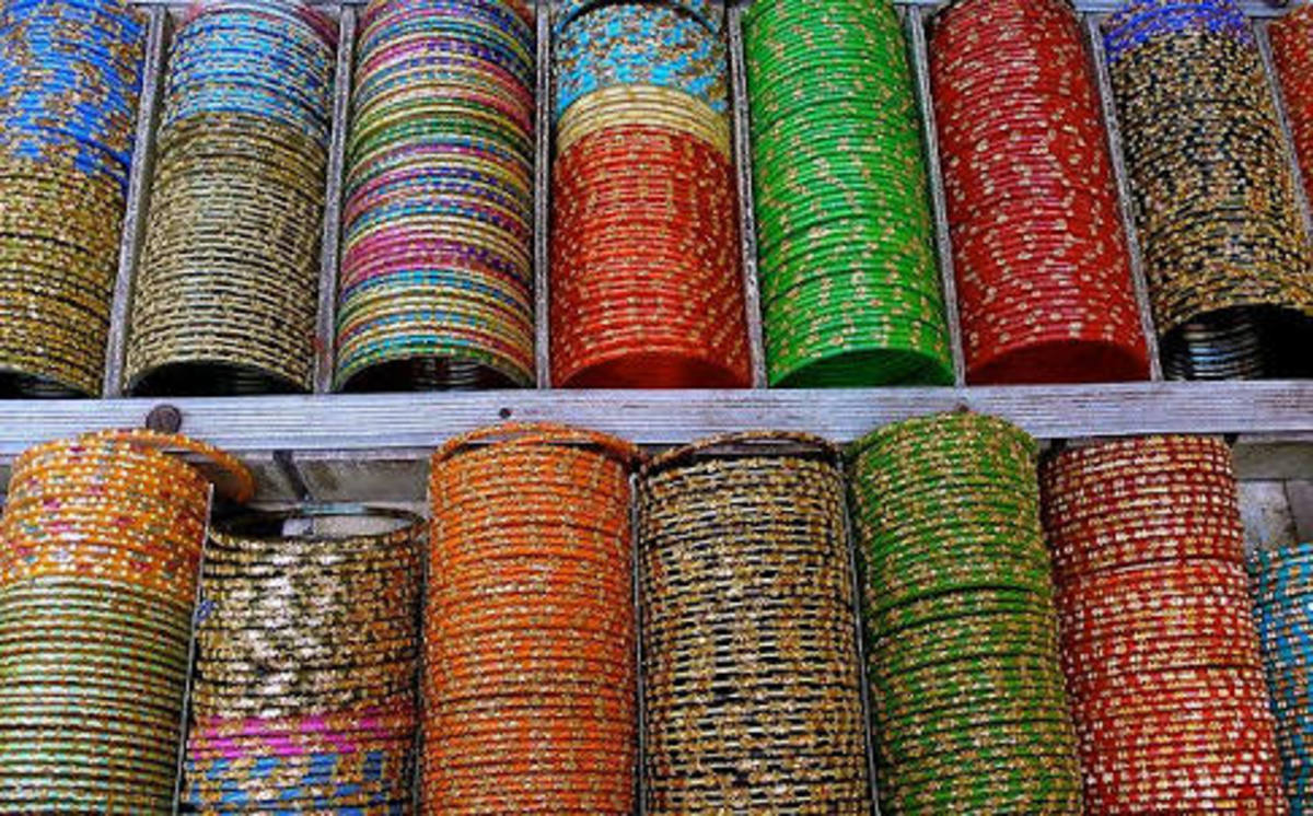 Interesting Facts, Significance, and Making of the Indian Glass Bangles