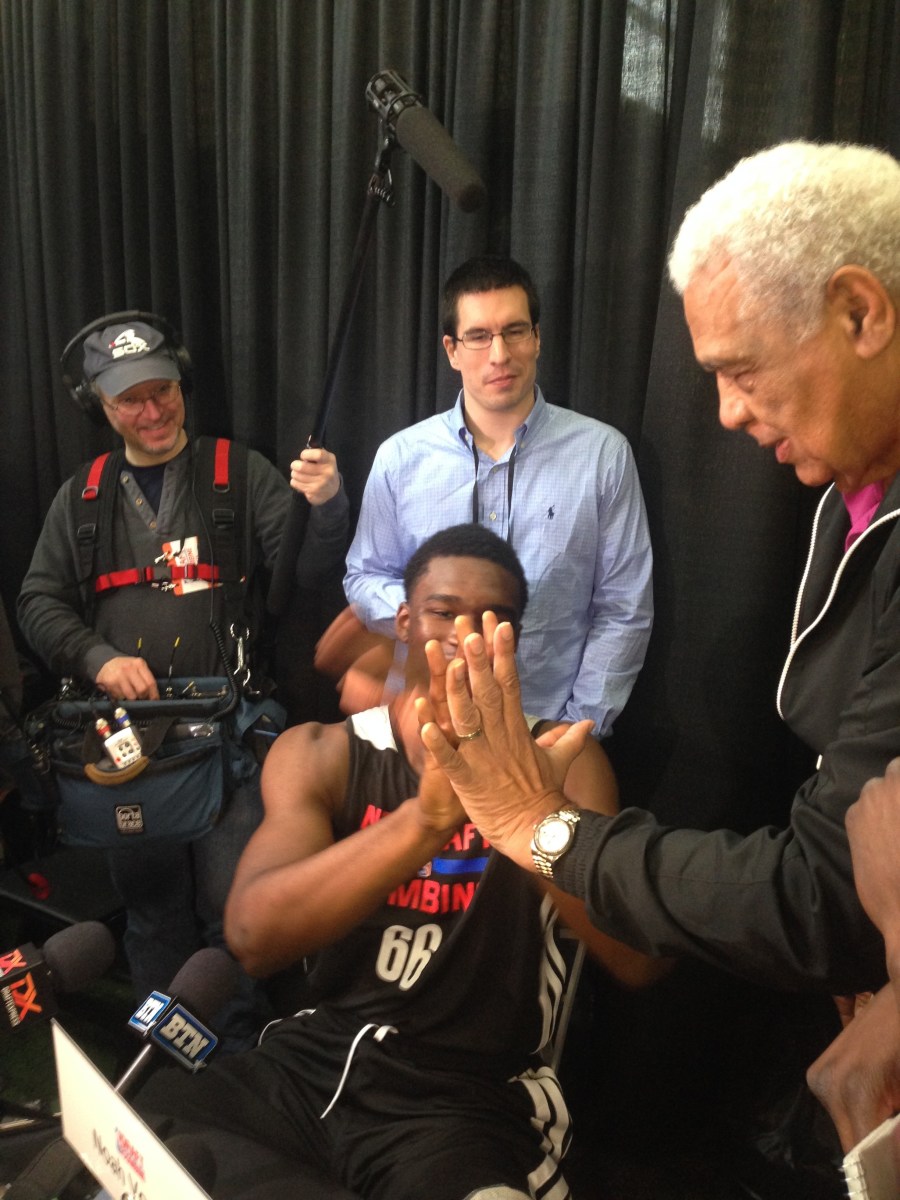 The 15 Largest Hand Sizes in NBA History HowTheyPlay