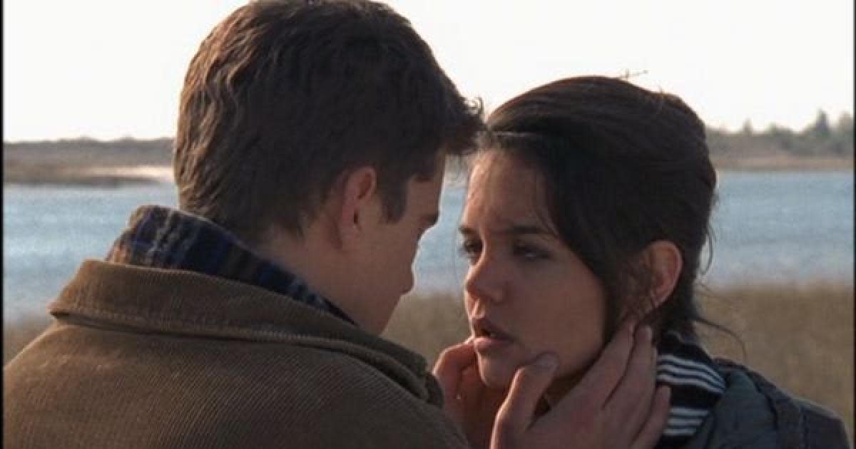 Top 12 Most Satisfying TV Kisses ReelRundown