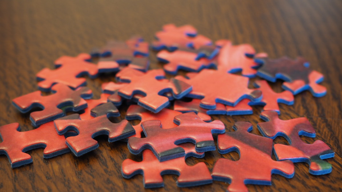 The Best Way to Do a Difficult Jigsaw Puzzle HobbyLark