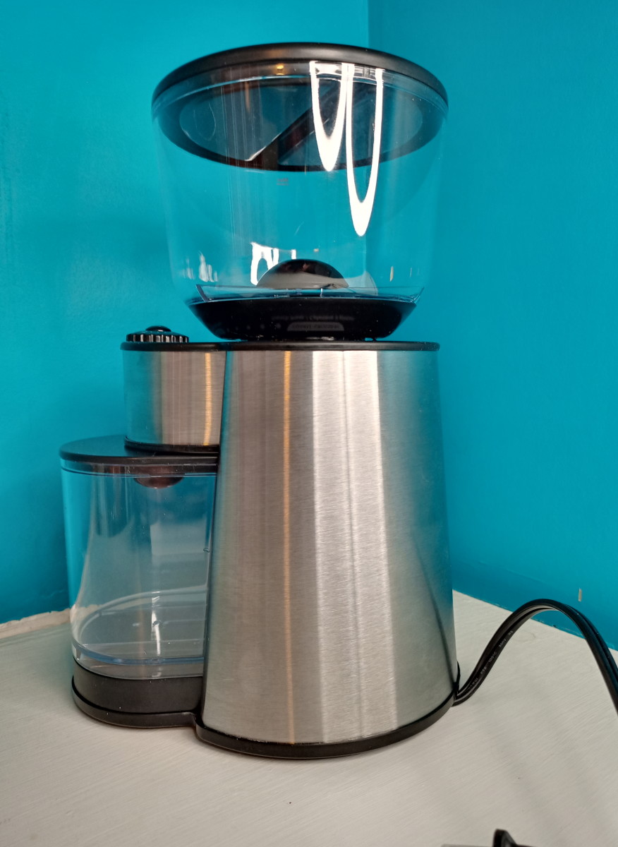 Review of the Oster Coffee Burr Mill Delishably