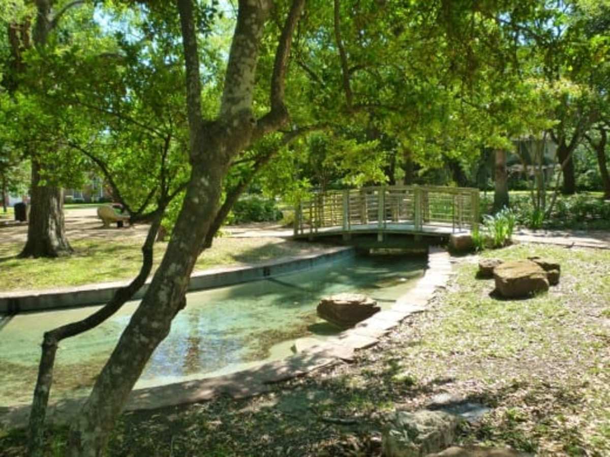 Bell Park A Charming Urban Oasis in Houston, Texas WanderWisdom