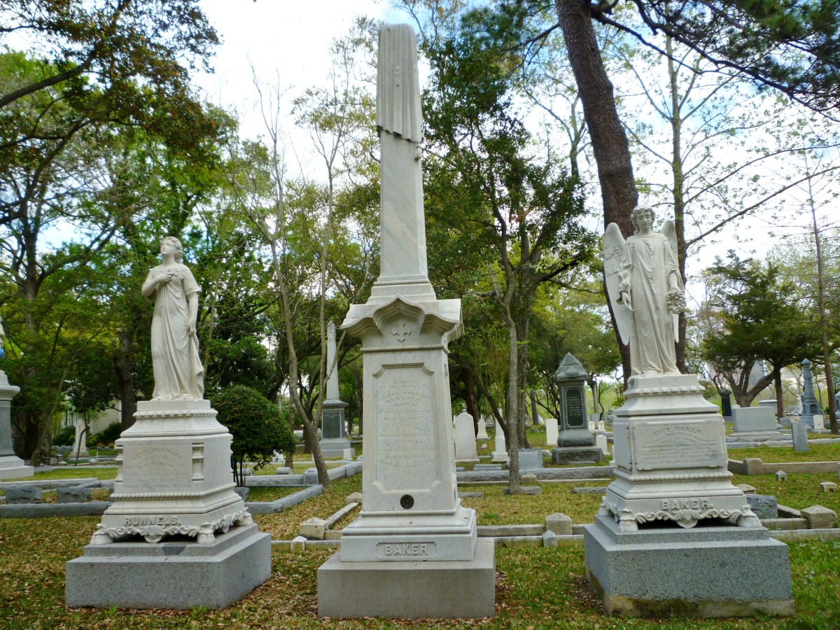 Glenwood Cemetery in Houston Who’s Who of Spectacular Grave Sites