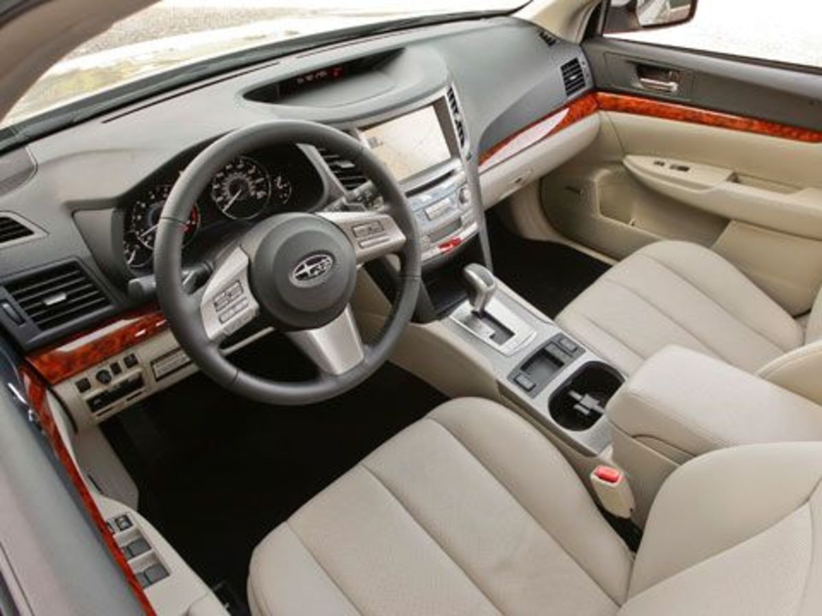 Top 10 Best Car Interiors for 2010 (1525k) AxleAddict