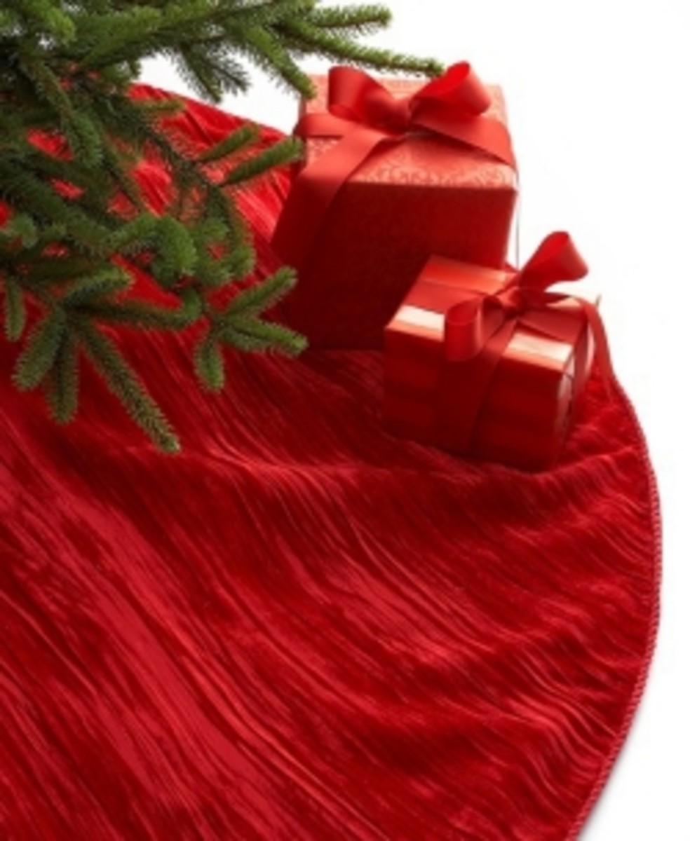 Velvet Christmas Tree Skirts HubPages