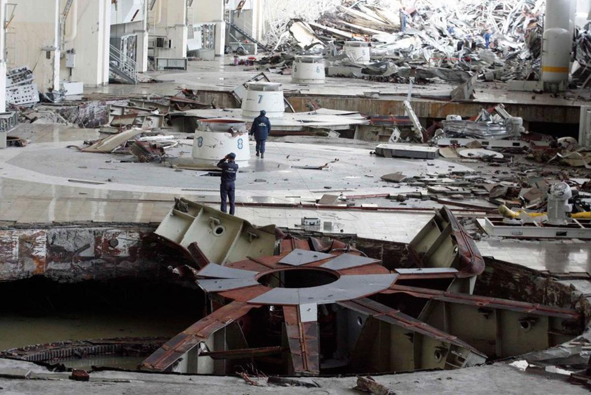 The SayanoShushenskaya dam hydroelectric power station accident due