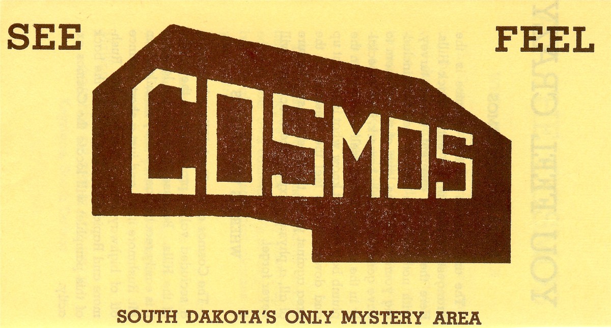 Mysterious Cosmos in South Dakota 1950s Postcards & Mementos