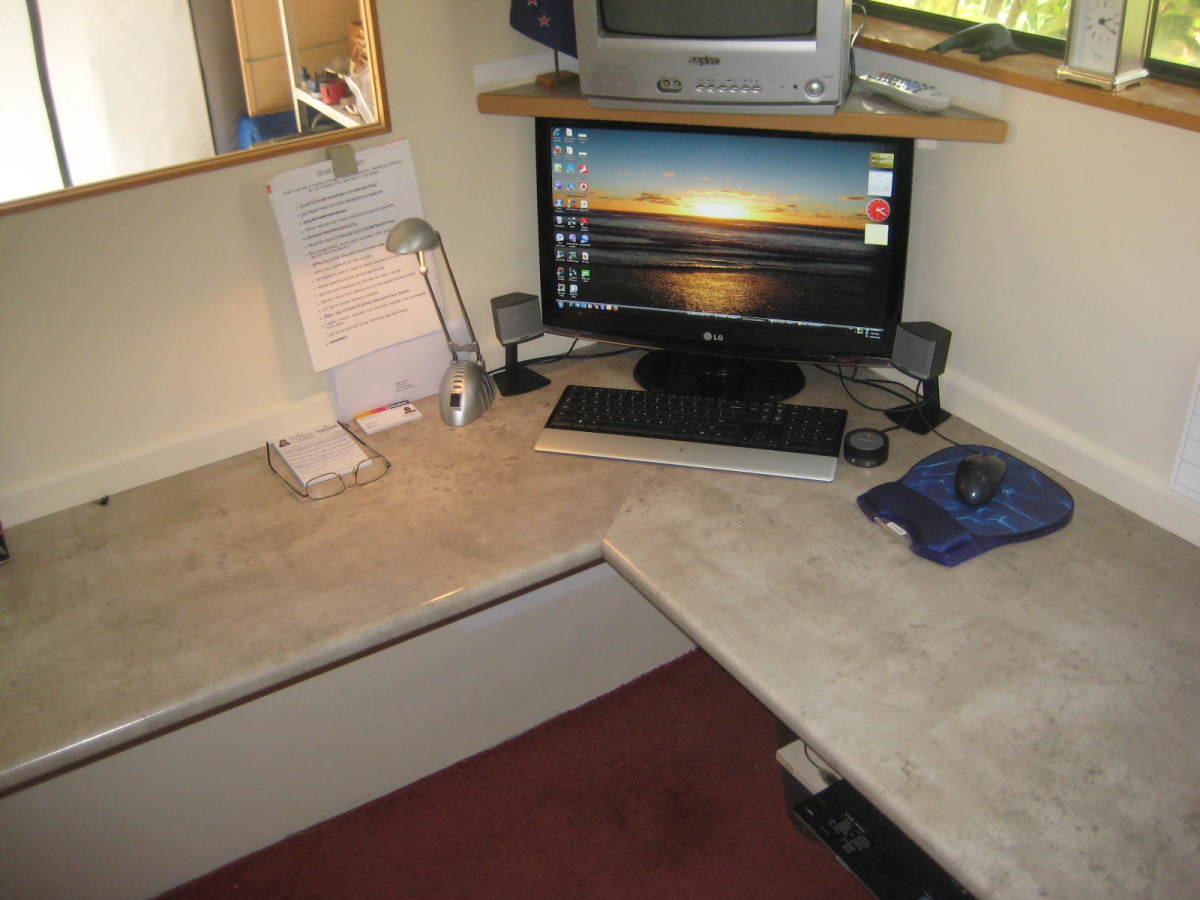 How to build a DIY office in your garage for under 500 dollars HubPages