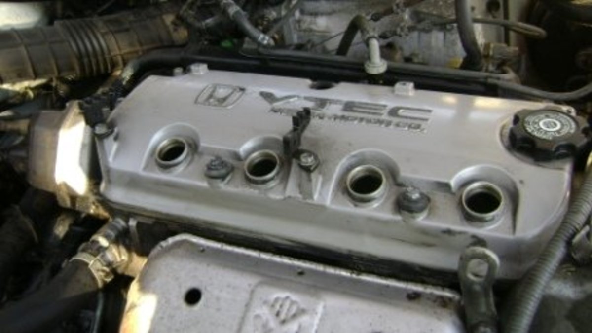 How to Replace a Honda Accord I4 Head Gasket (1998-2002) | AxleAddict