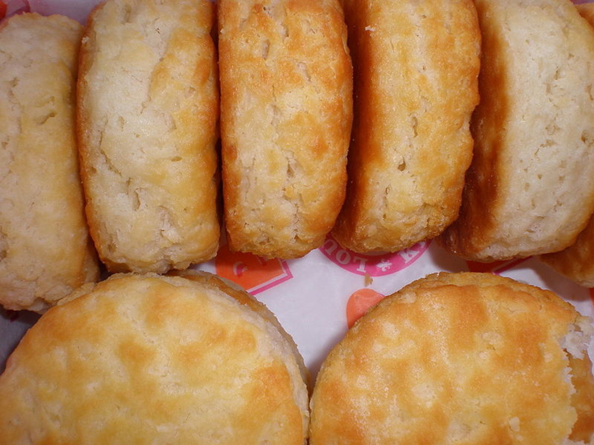 Best Fluffy Light Buttermilk Biscuit Recipe Delishably