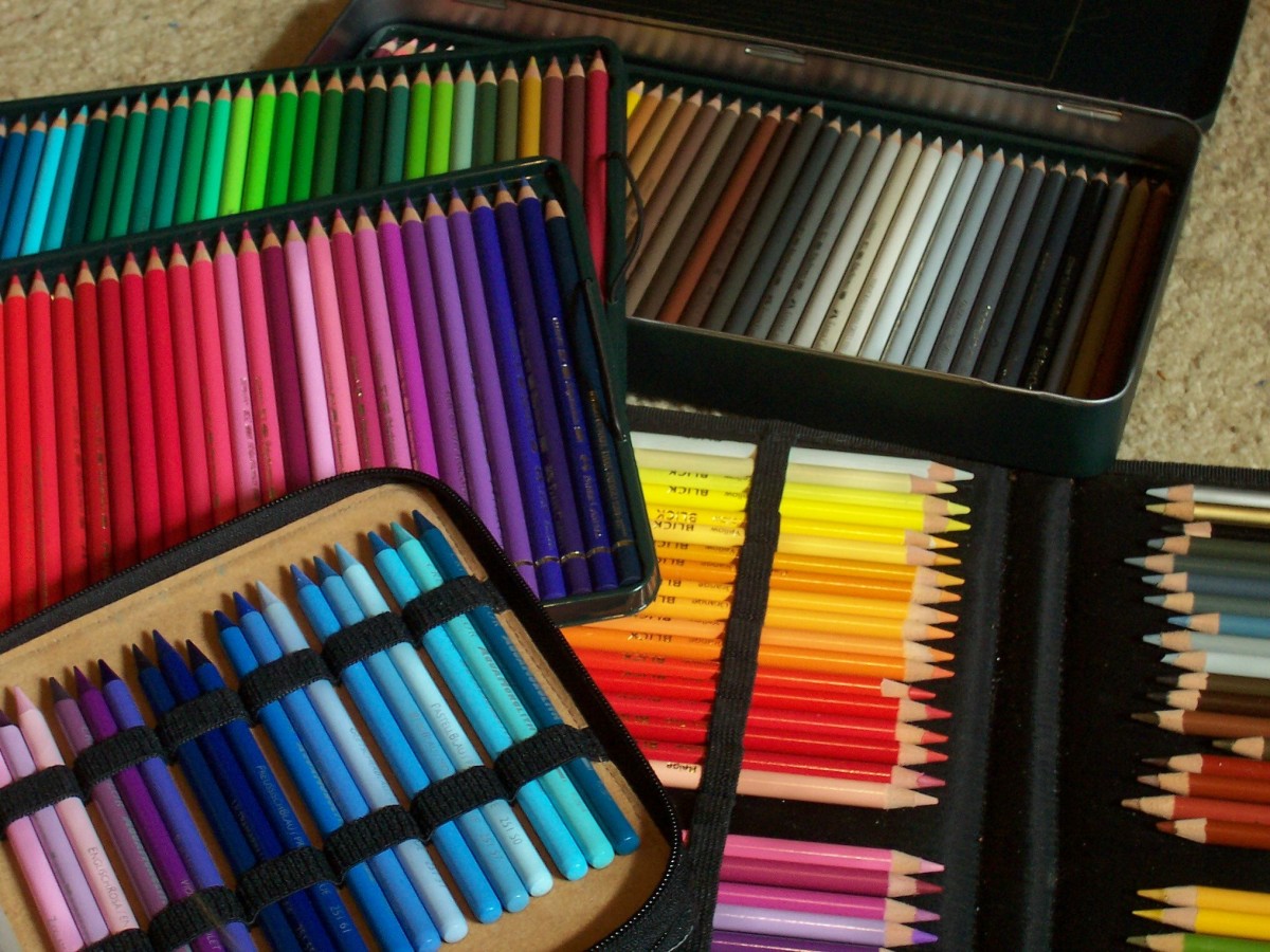 Free Photo Large colored pencils