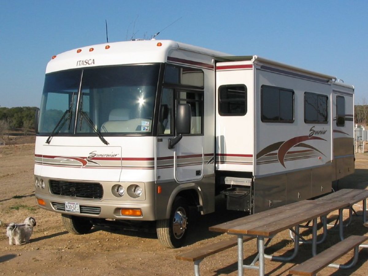 Safe Driving Tips for Operating a Motorhome RV AxleAddict