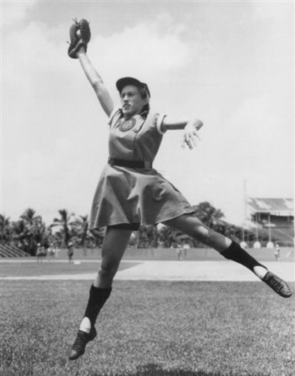 When Women Ruled Baseball HowTheyPlay