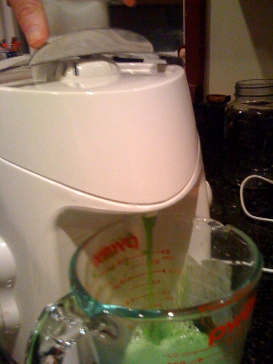 Side Effects of Juicing, the Blueprint Cleanse, and Juice Fasts