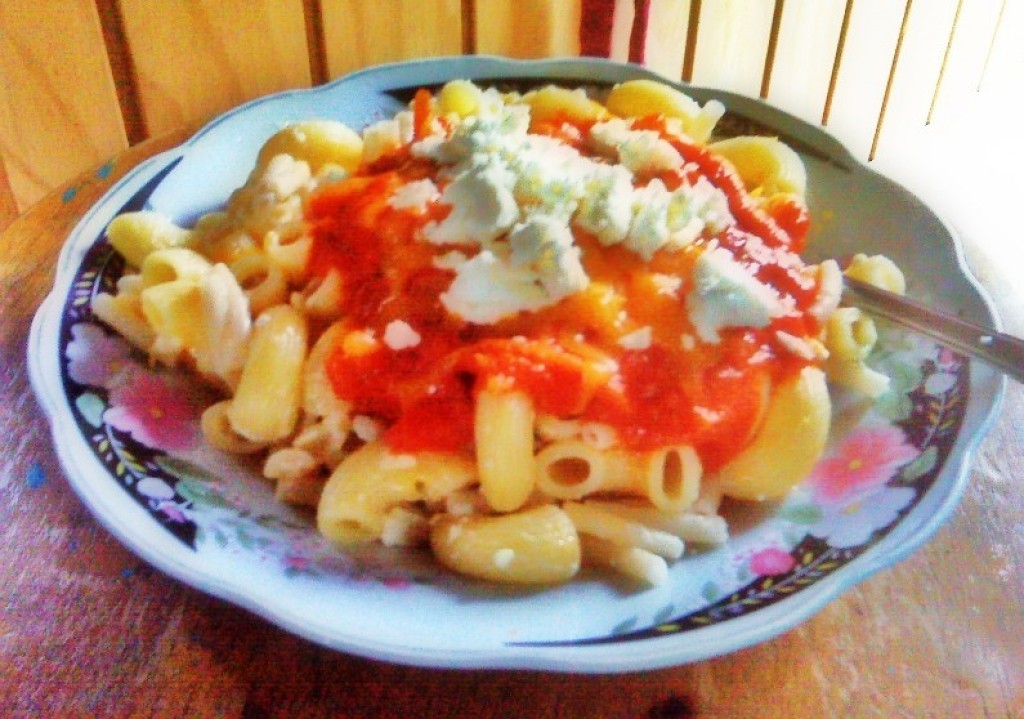 Quick & Healthy Recipe Pasta with a Mouthwatering Feta Cheese