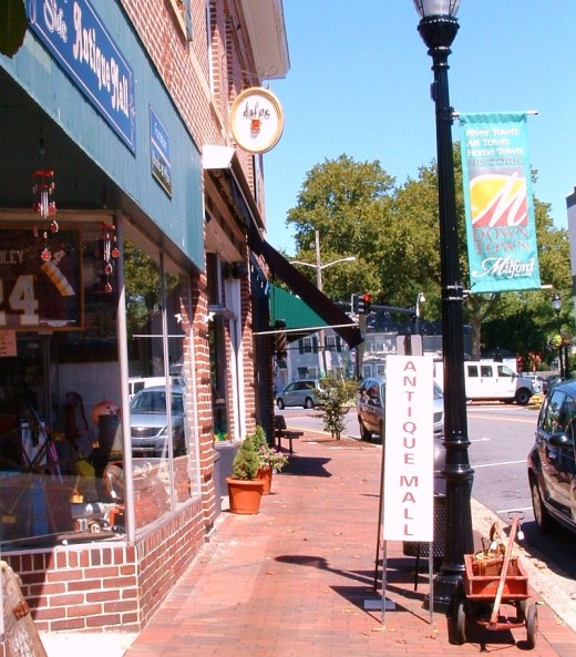 Photo Tour Salvation Army Mural & Historic Milford, Delaware