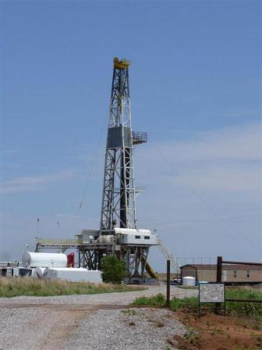 What Is A Rotary Derrick Types Of Oil Drilling Platforms hubpages