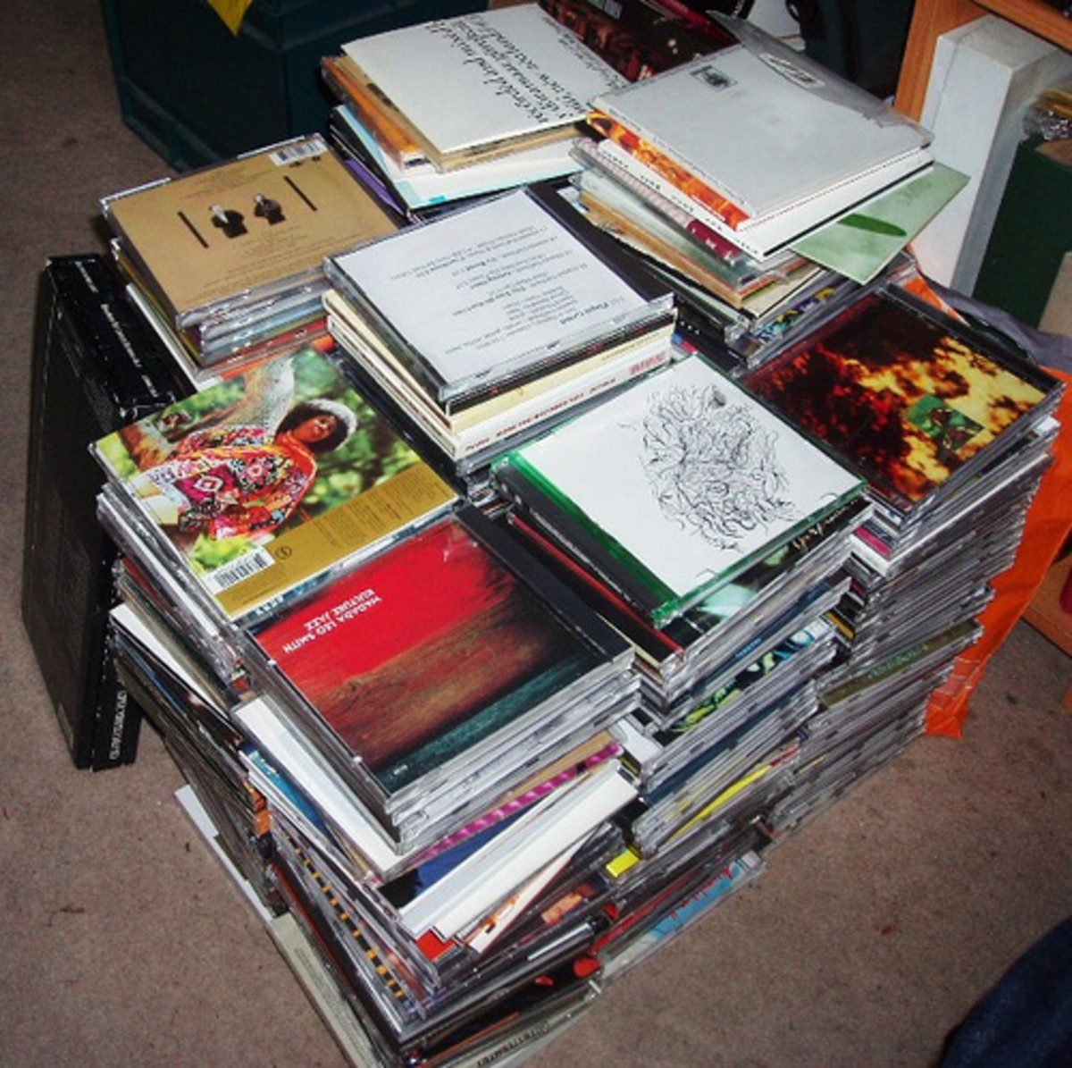 The History of the Vinyl Record and the Production of New Technologies