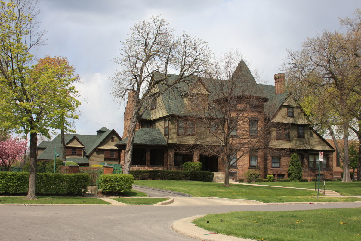 Mansions in Detroit's Historic BostonEdison District HubPages