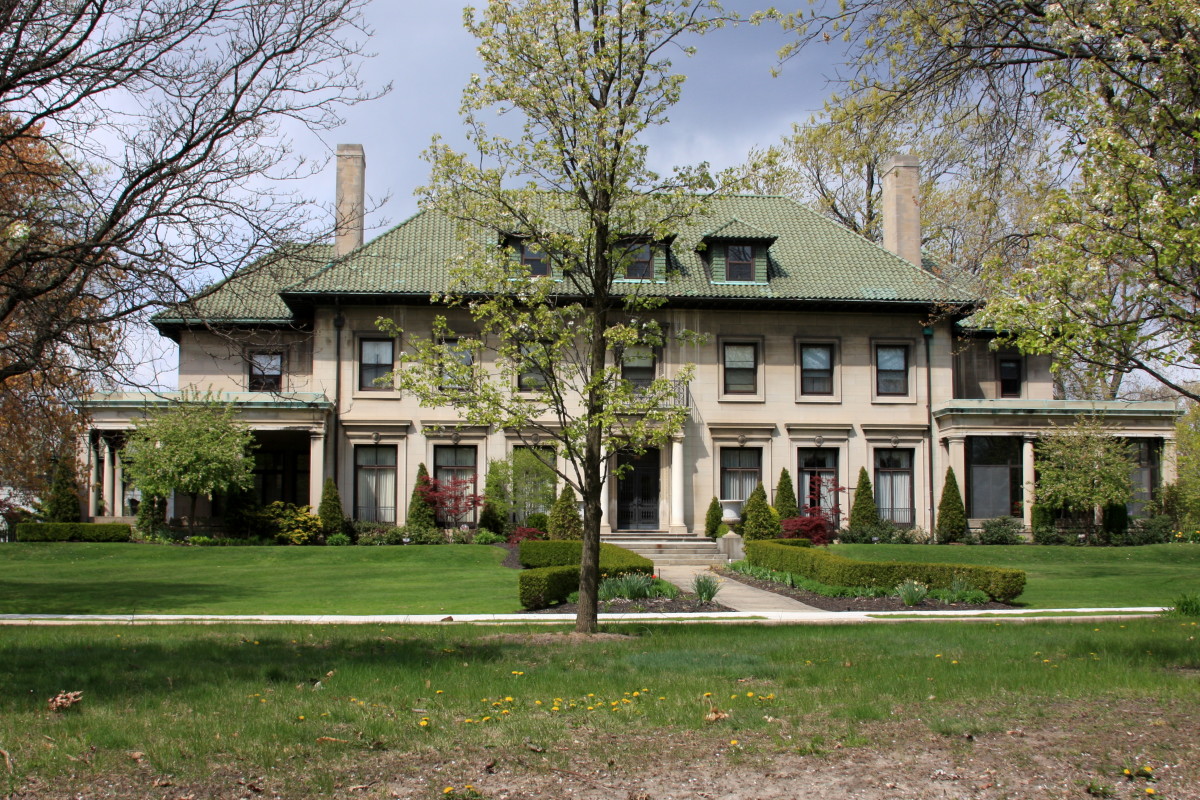 Mansions in Detroit's Historic BostonEdison District HubPages