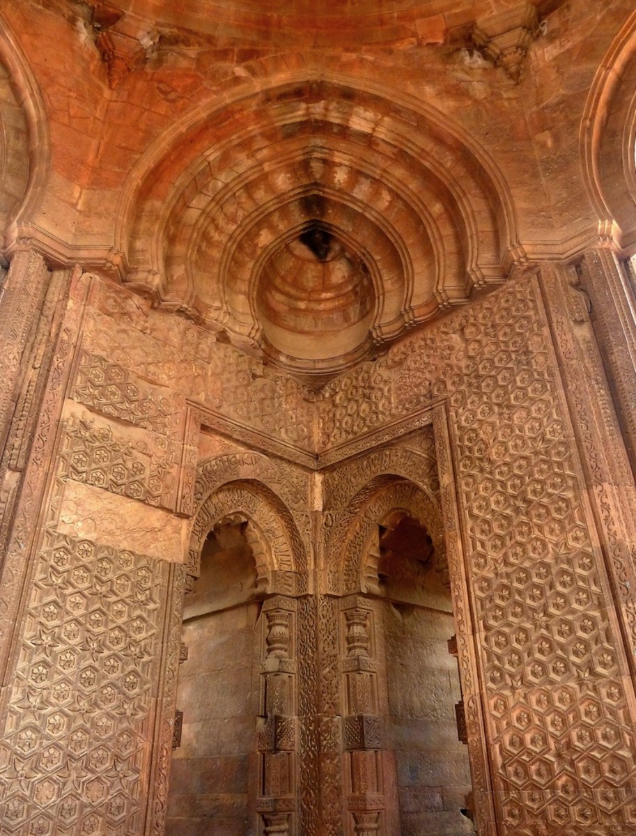 How to build a brick arch; the beauty, mathematics and history of