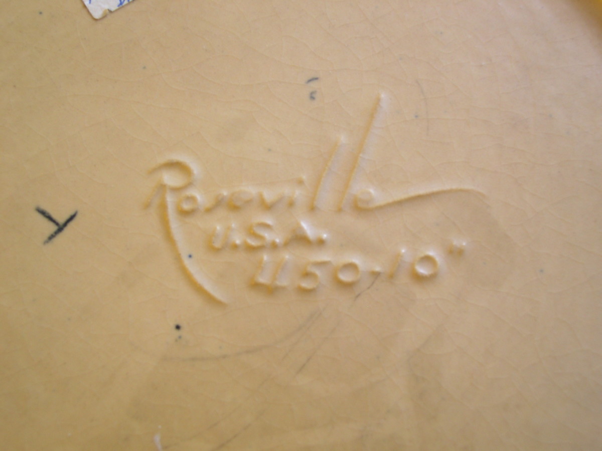 Tips for Collecting Roseville Pottery