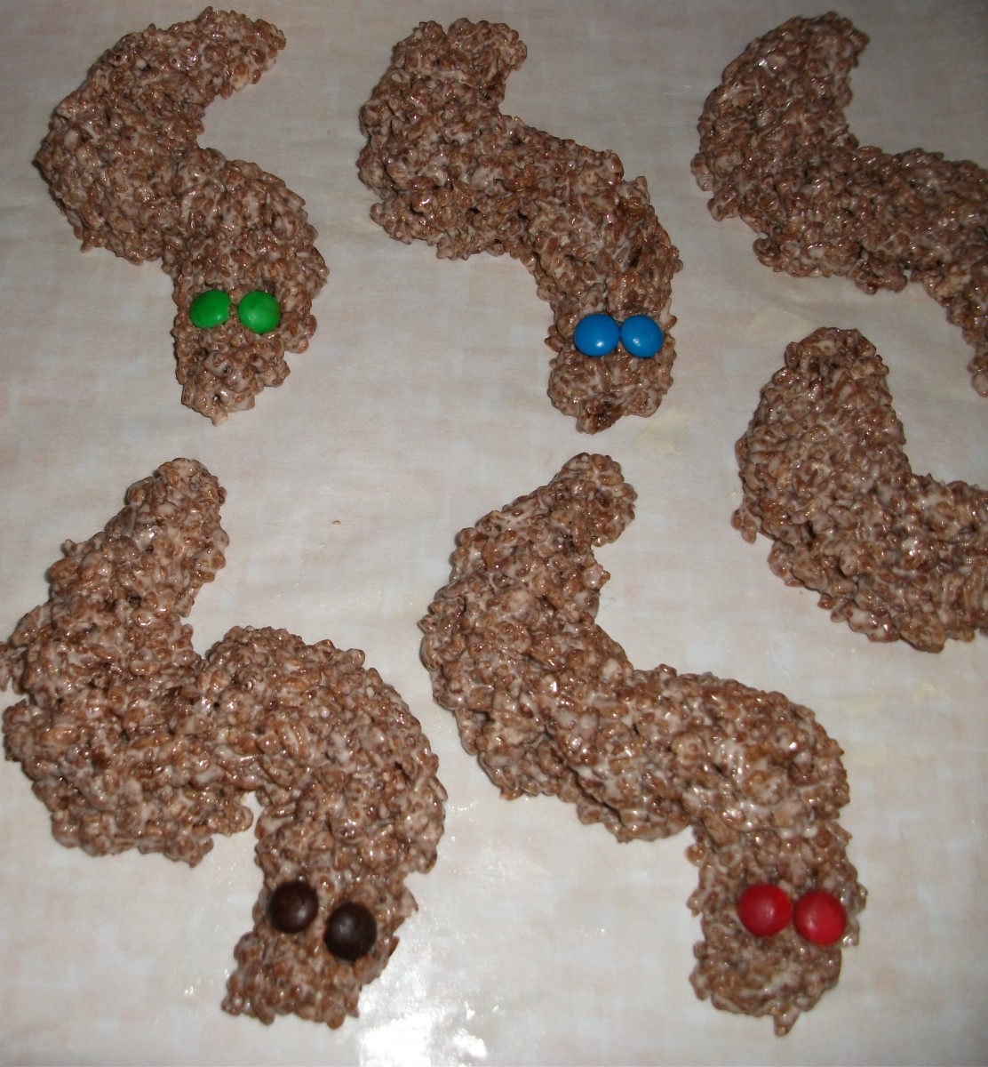 How to Shape Rice Krispies Treats Delishably