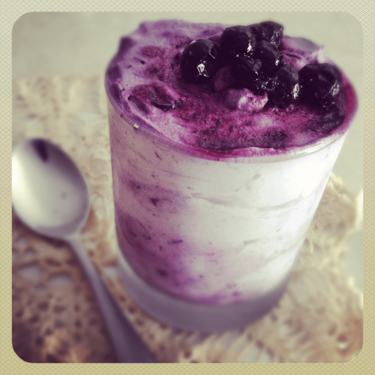 Blueberry Heaven Dessert Fresh Blueberries With Cream Delishably