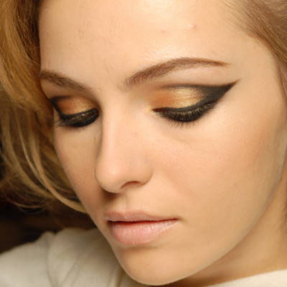 Gold Makeup Looks, Tips and Tutorials HubPages