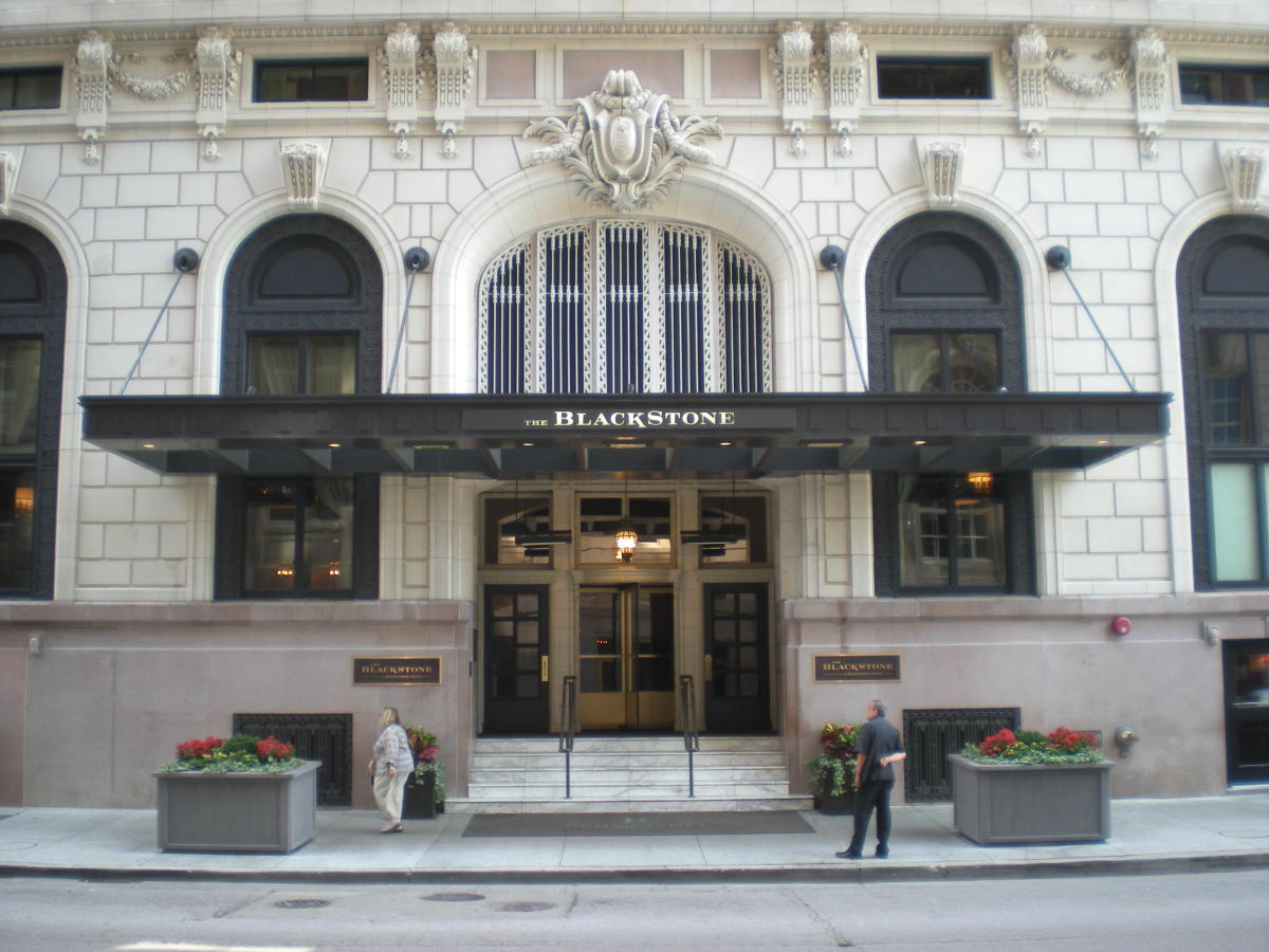 Chicago Architecture Tour The Historic Hotels of South Michigan Avenue