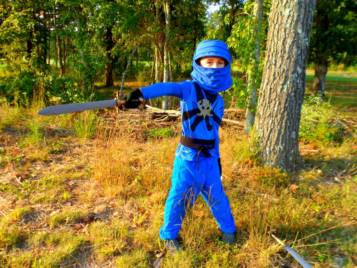 How to Make a Ninjago Jay Costume Holidappy