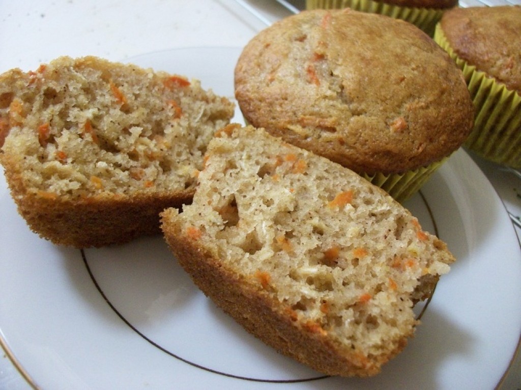 Carrot Oatmeal Muffins A LowFat Breakfast